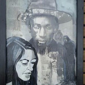 Man met hoed en vrouw. Len Art kunst: mixed media. acryl en inkt op hardboard. Afmetingen 34 x 45 cm. Mensen Kinderen.